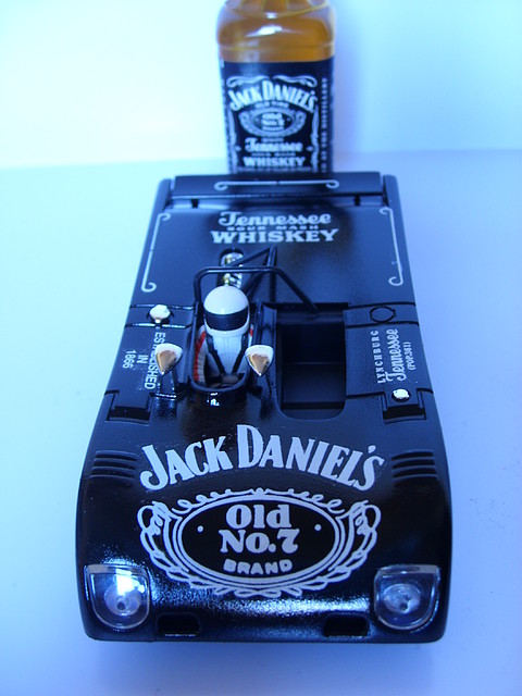 LOLA JACK DANIELS 004