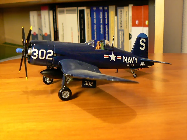 F4U5_S302_001 F4U5_S302_001