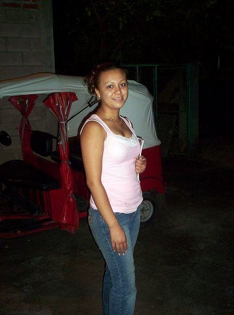Sury una amiga.  Un poco a la fuerza...