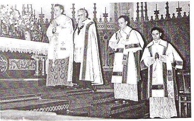 Primera Misa Ricardo García Fernández Santiago 1952de Vigo
