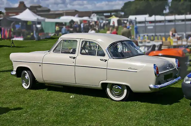 Ford-Consul-1956-2