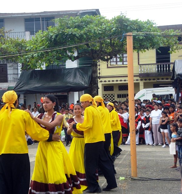 Colegio Tnico Moraspungo2