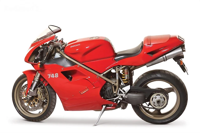 Ducati 748S 2000 2 Ducati 748S 2000 2