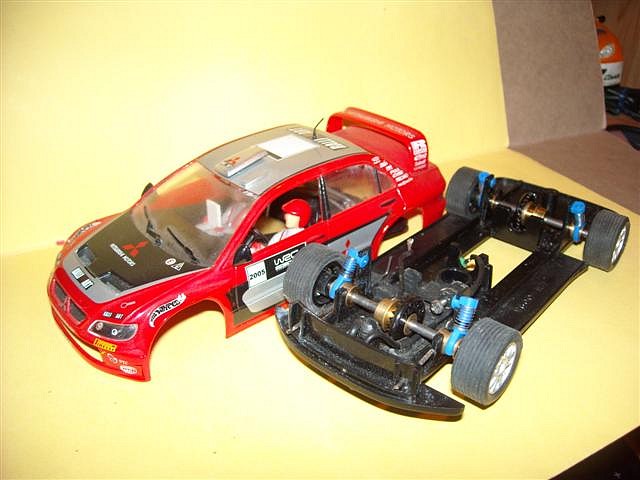 Mitsubishi (Small) Mitsubishi (Small)