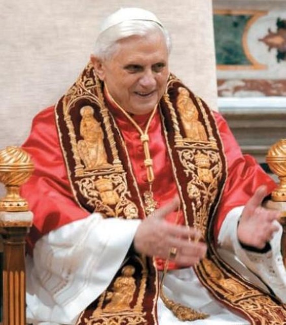 benedictoxvi005