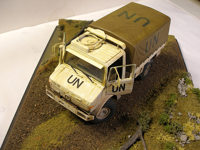 maqueta unimog 4