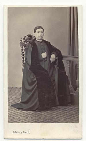 SACERDOTE