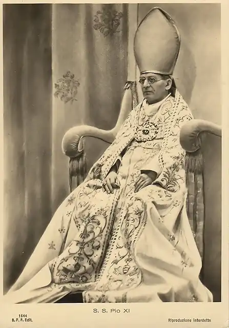 pius xi manto