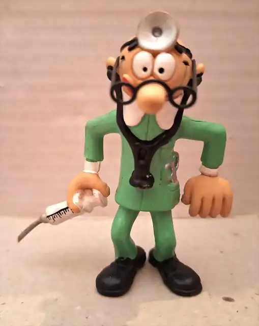 CS. Mortadelo médico 1986