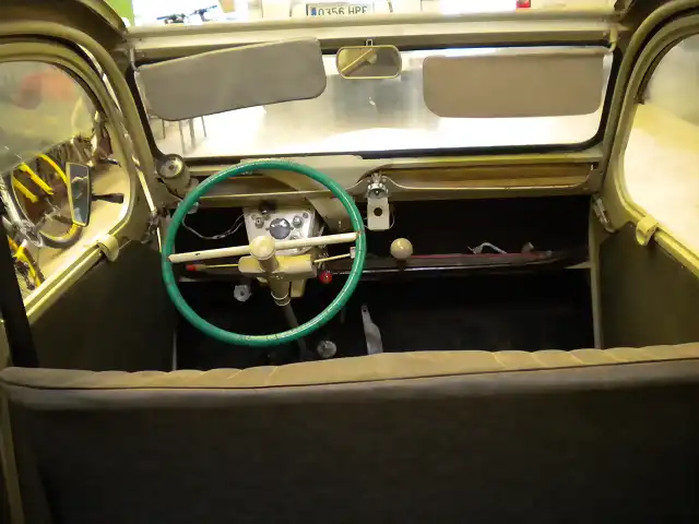 interior 2 cv