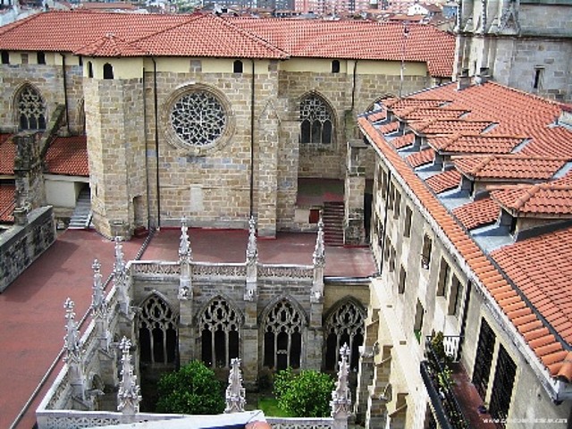 Claustro-de-la-Catedral-de-Bilbao