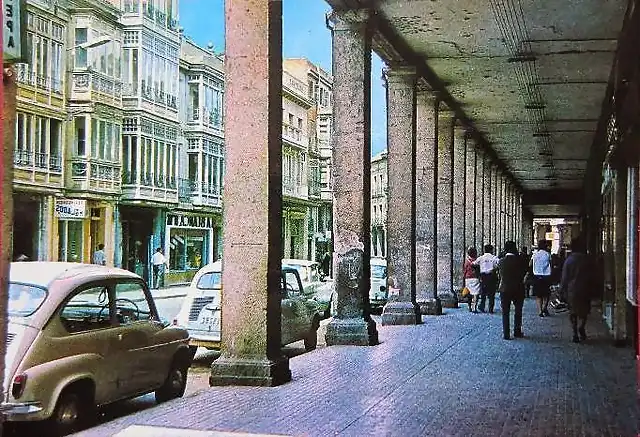 Palencia Calle Mayor soportales por dentro 1969