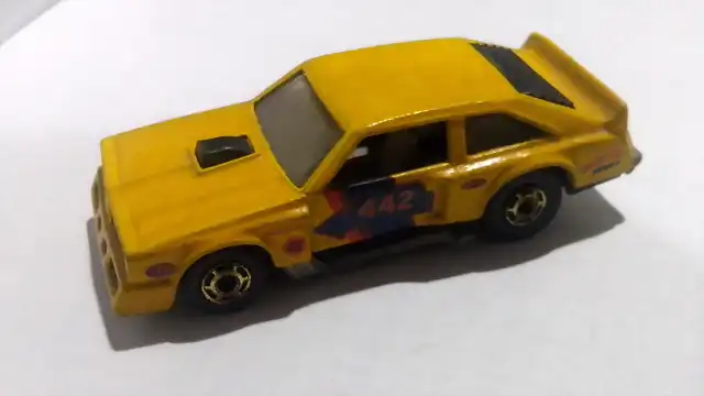 Flat Out 442 HOT WHEELS (5)