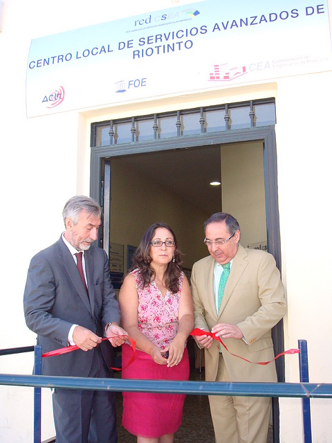 Rosa inaugura Ctro. Serv. Avanzados a empresas-Fot.J.CH.Q-.22.07.11.jpg (7)