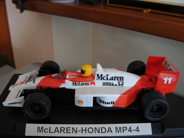 07 McLAREN-HONDA MP4-4