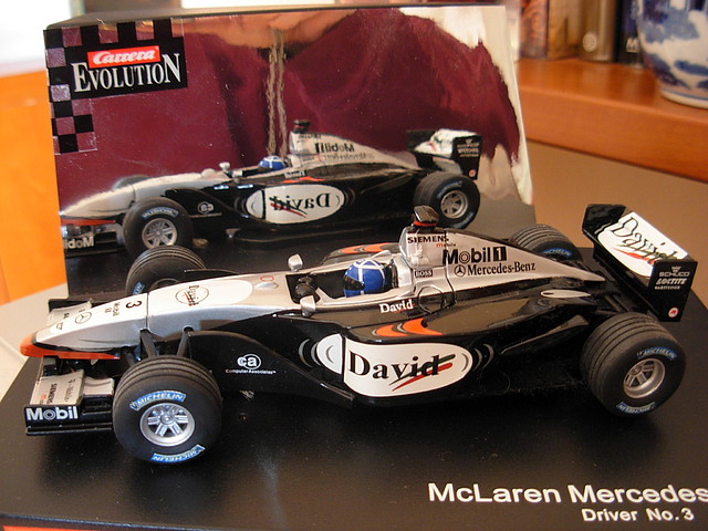 20 McLAREN MP4-17