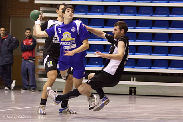 Senior vs Villa de Mieres (Oviedo) - 01-2012 Senior vs Villa de Mieres (Oviedo) - 01-2012 _MG_9438__