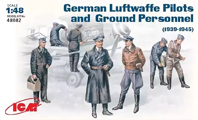 icm-48082-wwii-luftwaffe-pilots-and-ground-personnel-1939-1945[1]