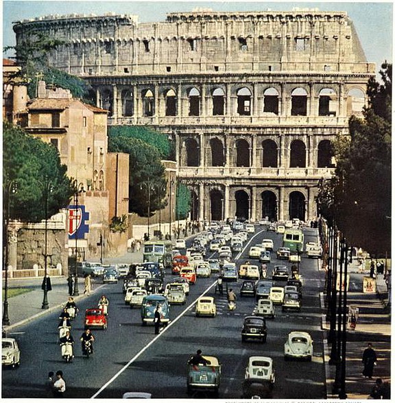 Roma Coliseo Itaia