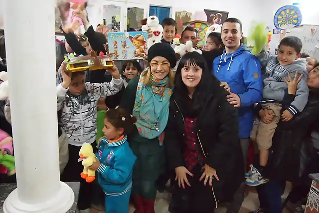 MUNDO UNICO y Asoc. Marroqui ayuda a inmigrantes subsaharaianos-febrero 2015 2015.jpg (5)