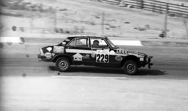 Peugeot 504 - TdF'76 - Michel Blachre