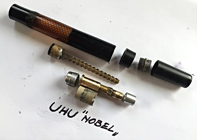 UHU nobel-reparacion fountainbel