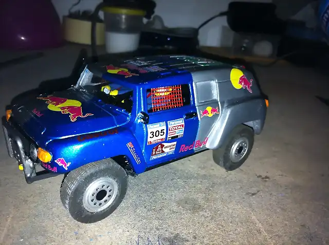 toyota fj red bull 001