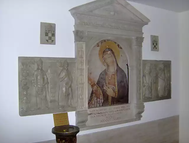 St._Peter's_Basilica-tomb1