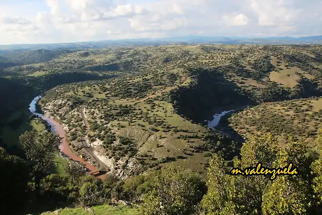 23, la Sierra desde el cerro, marca