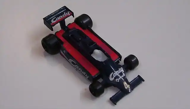 tyrrell02