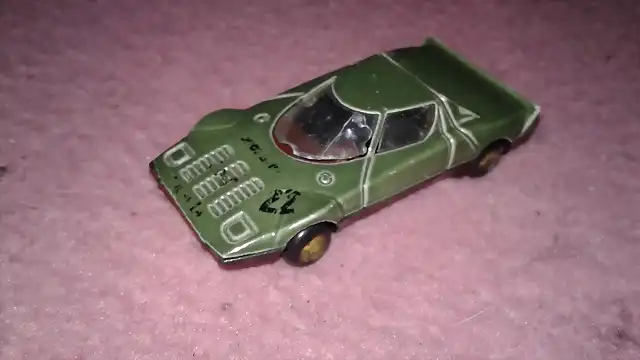 lancia stratos n?22 verde