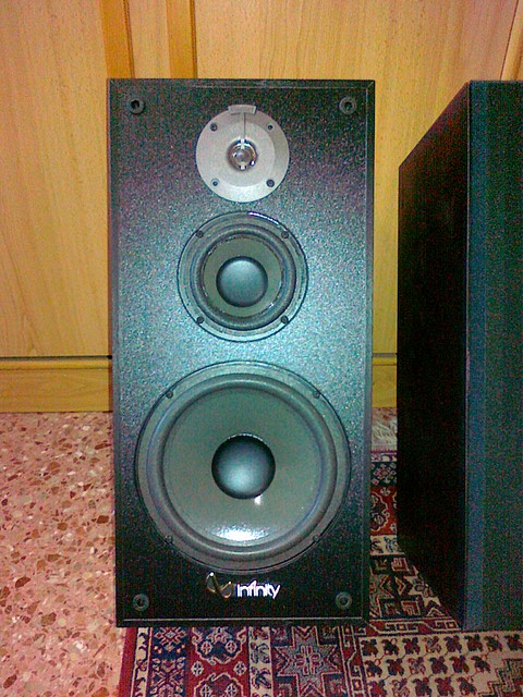 Altavoces 001