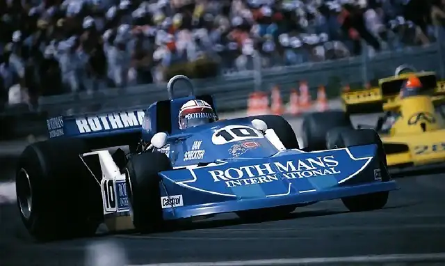 ian-scheckter-66b30fa3-50b2-4176-ac99-c640f276d3f-resize-750 copia