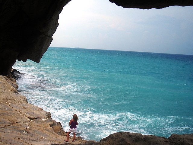 Entre platas La Caleta y Charco, Villajoyosa