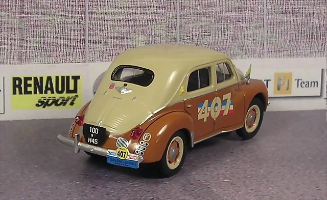 Renault 4CV 1062 - TdF'51 - Leblanc - Louis - estàtic 2 Renault 4CV 1062 - TdF'51 - Leblanc - Louis - estàtic 2
