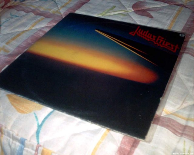 Judas Priest - Point Of Entry (2)