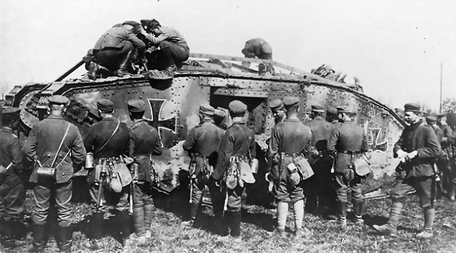 1WW1-Tanks-The-British-Mark-IV-2