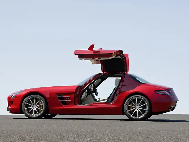 mercedes-benz_sls_amg_c197_coupe2d-2027