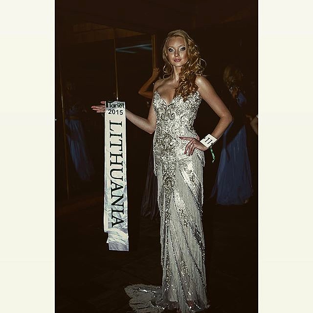 misskarolina_official_2015-09-14_03-14-53 misskarolina_official_2015-09-14_03-14-53