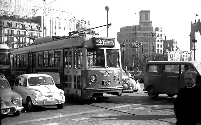 Barcelona - Pla?a de Catalunya, 1969