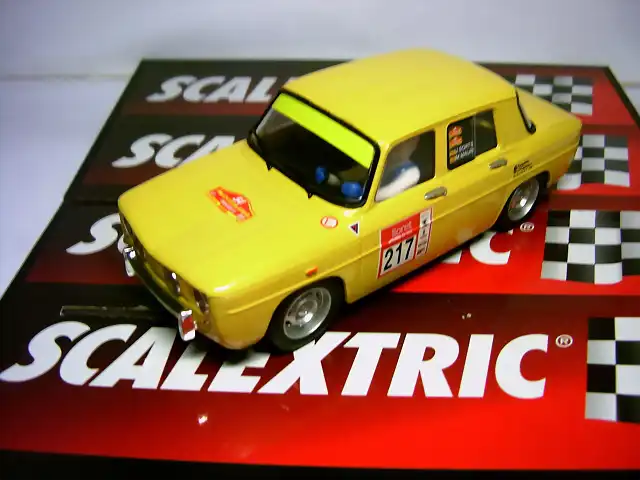 RENAULT 8TS YELLOW (TECNITOYS) Ref 63800