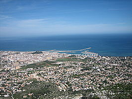 denia denia