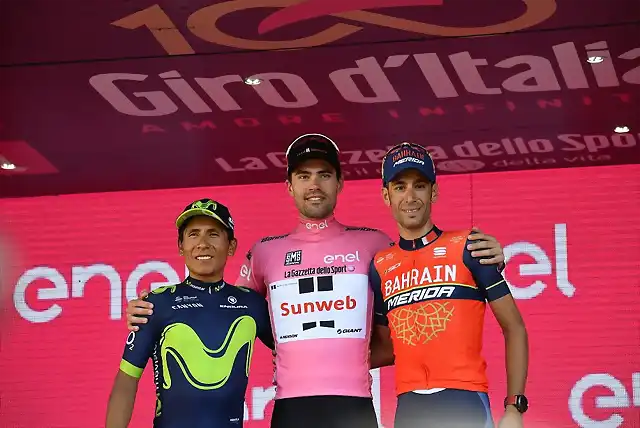 podium giro 2017