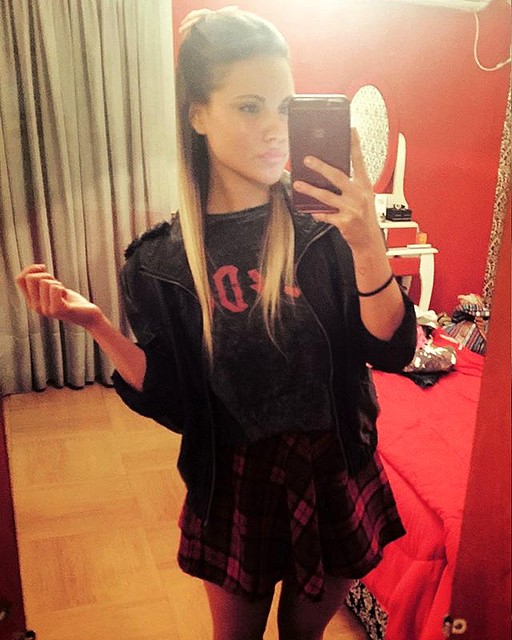 micaellacoco_2015-10-20_19-26-33 micaellacoco_2015-10-20_19-26-33