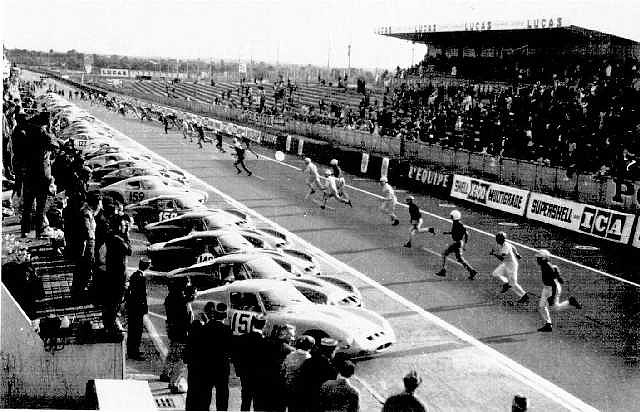 1963 depart type le Mans pour la derniere fois au tour