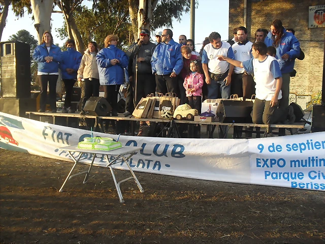 SDC10827 SDC10827