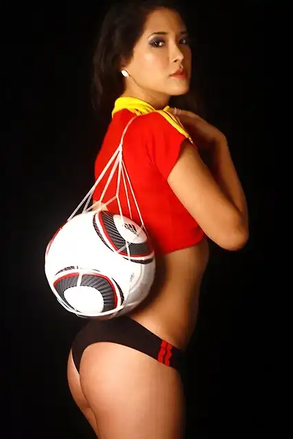 Alexandra-Paredes-Sexy-Fanatica-de-la-Seleccion-de-Espa%C3%B1a