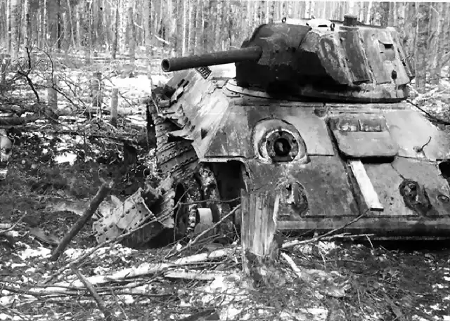 RUSSIE T 34 SURBLINDE DETRUIT