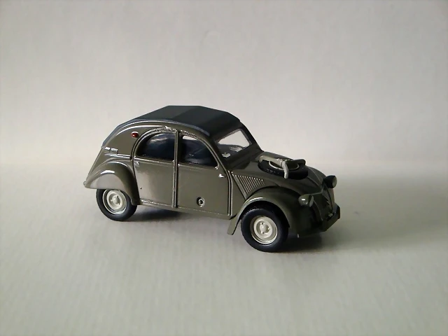 1960 Citröen 2CV Sahara (2) (Copiar) 1960 Citröen 2CV Sahara (2) (Copiar)