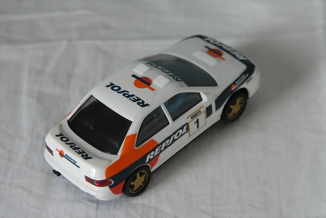 tyco 8376 subaru trasera